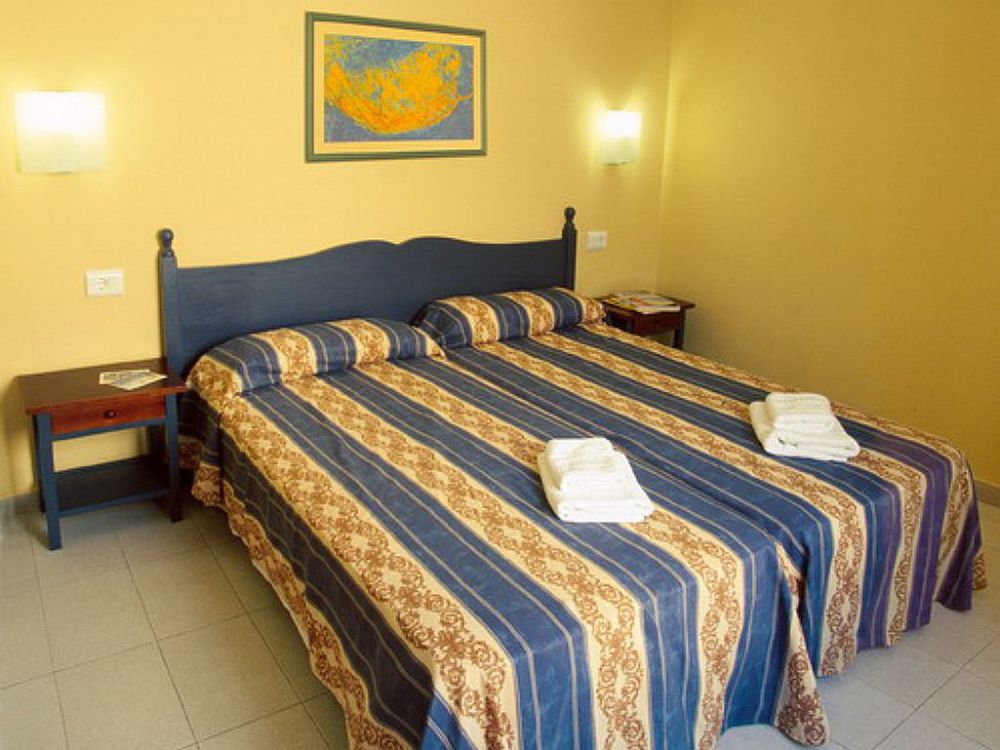 칼란 보쉬 Sagitario Menorca Mar Adults Only 아파트 호텔 외부 사진